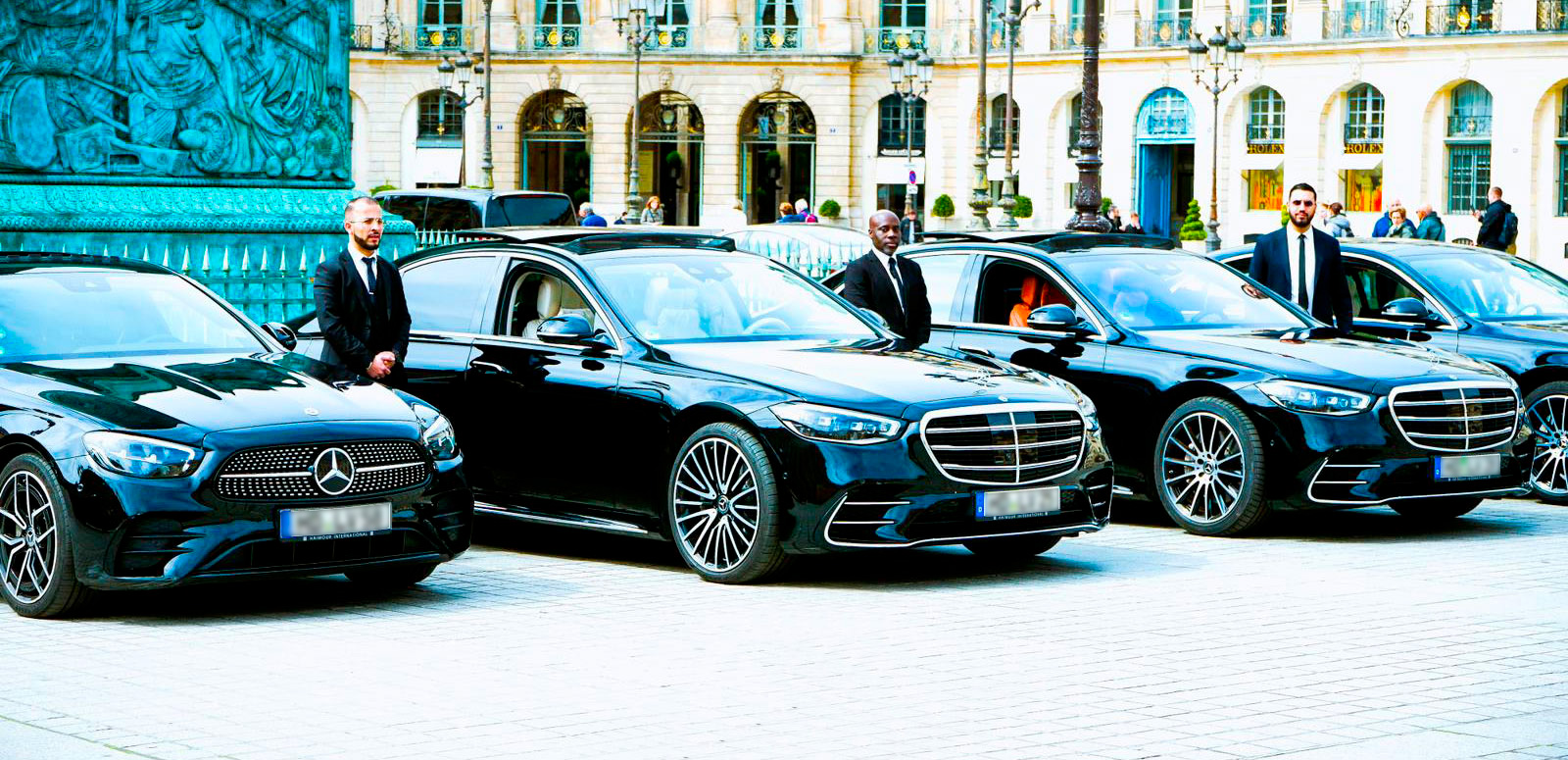 Private chauffeur service and luxury car rental