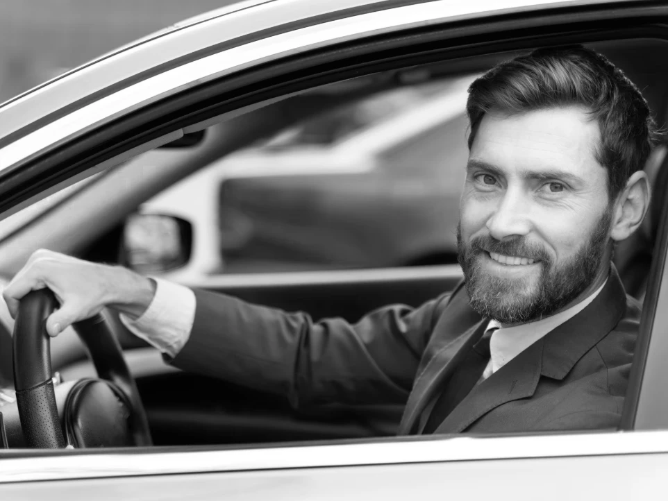 NOS CHAUFFEURS milan